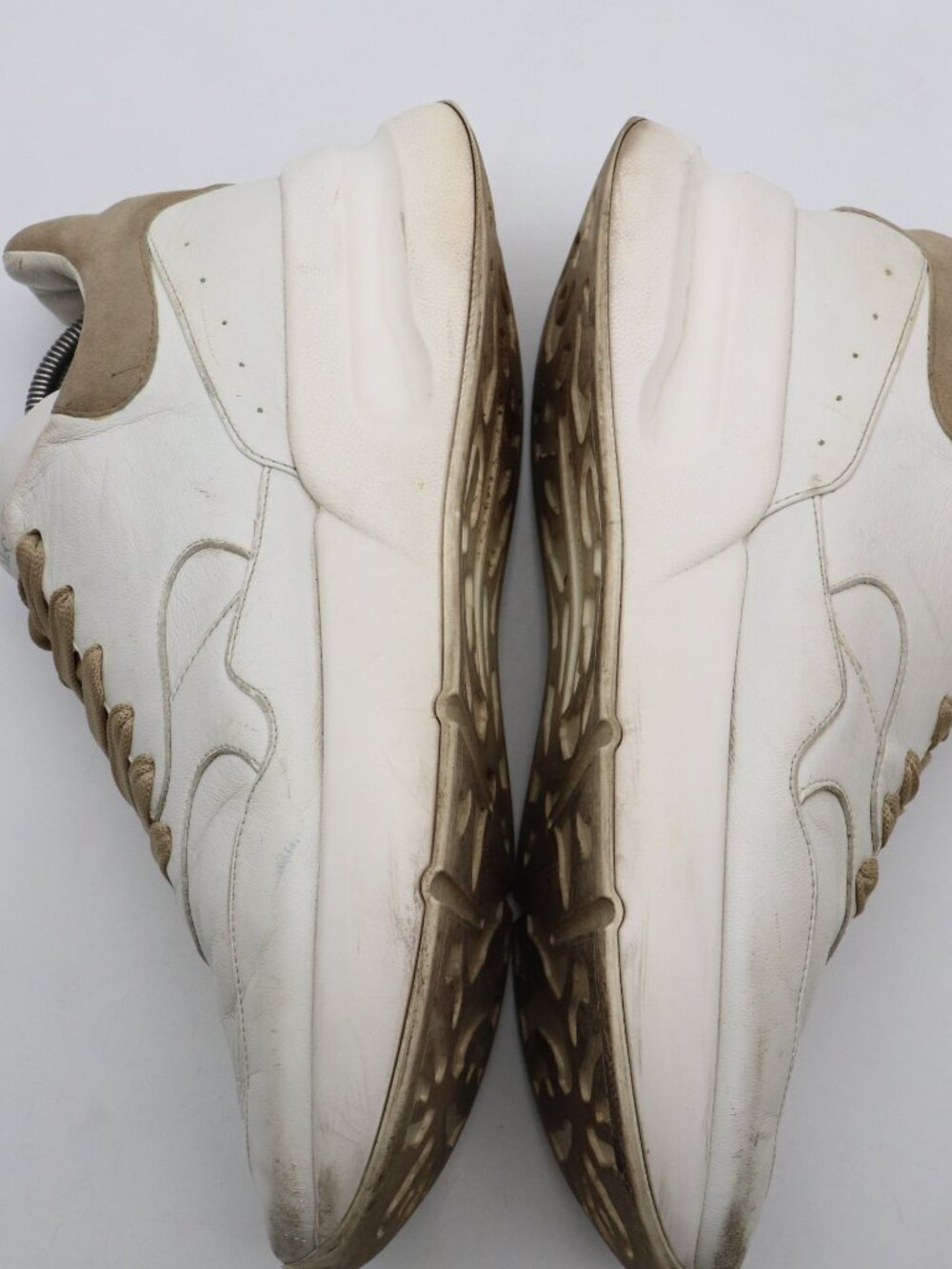 Alexander McQueen Oversized Runner Men's Size EU 44 White Leather Sneakers - Picture 8 of 15